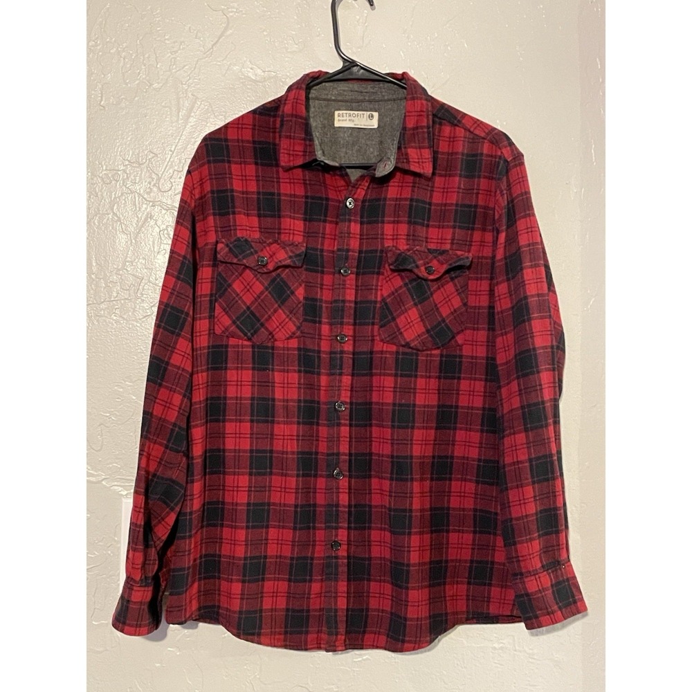 Retrofit Men Flannel Shirt Large Black Red Plaid Button up Pockets Long Sleeve